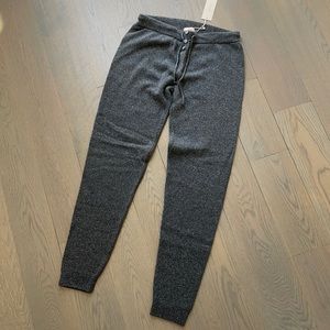 Eberjey sweatpants brand new with tags size Medium. Color is gray